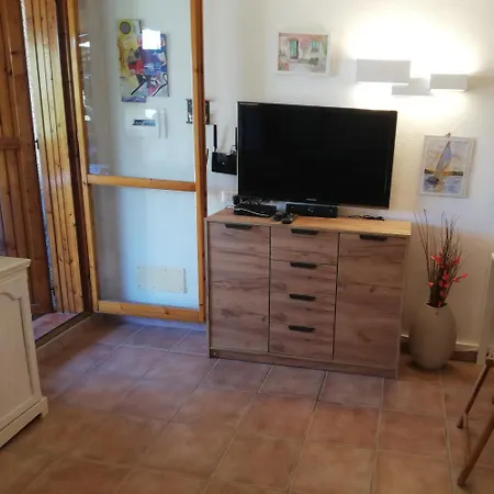 Lucianasit * Cugnana Verde